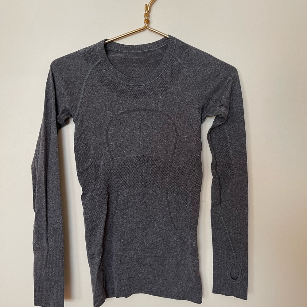 Lululemon Swiftly Tech Long Sleeve